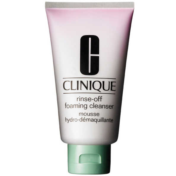 Esse demaquilante da Clinique tira todos os resíduos da make! Muito bom e fácil de usar! 